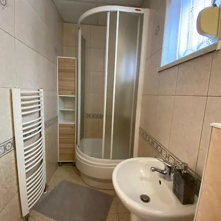 Alojamento de Turismo Selvagem Lawendowe Wzgórze 21 Dom Z Jacuzzi Na Wyłączność