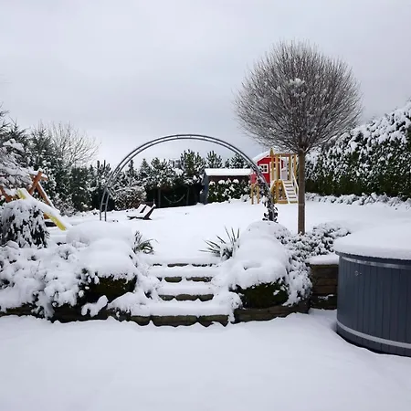 Alojamento de Turismo Selvagem Lawendowe Wzgórze 21 Dom Z Jacuzzi Na Wyłączność *