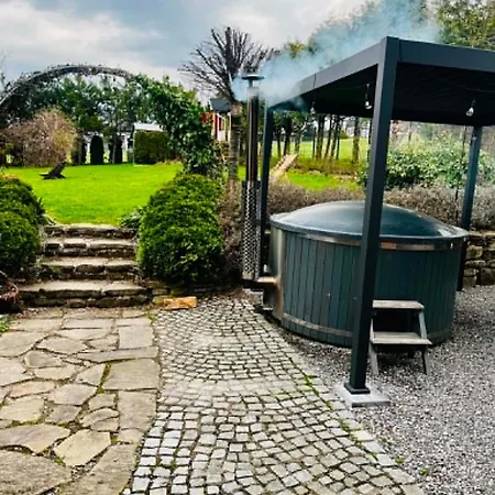 Lawendowe Wzgorze 21 Dom Z Jacuzzi Na Wylacznosc Lodge